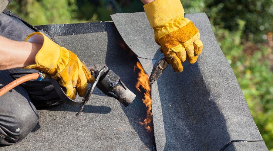 Professional New roof installation in Uhrichsville, OH